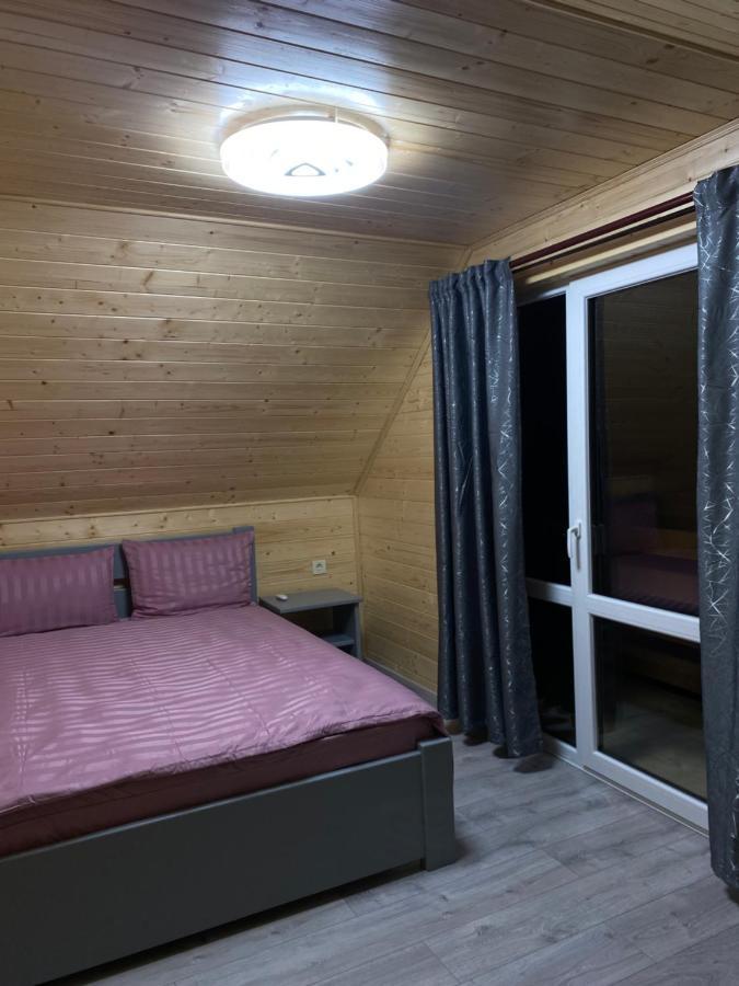 Apartamento Vienna House Yaremche Exterior foto